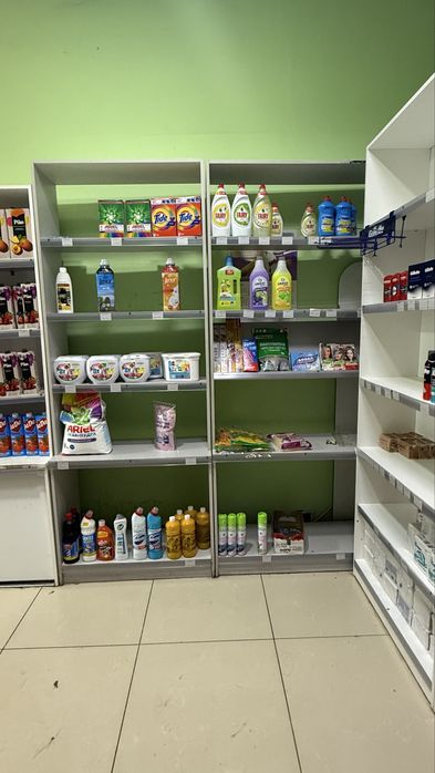 Продается торговый стеллаж с ценникодержателями