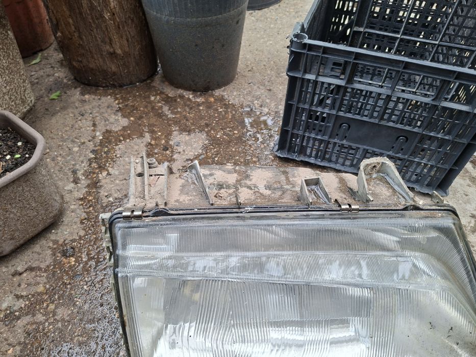 PEUGEOT 806 Пежо фарове