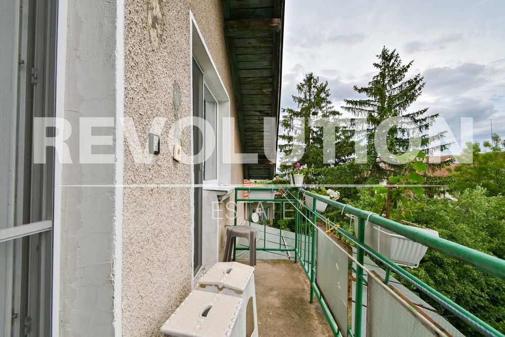 Етаж от къща в ж.к. Горна Баня.