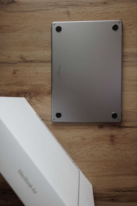 Macbook Air M2 15 inch Като Нов!