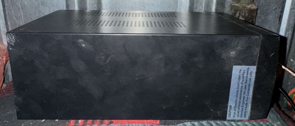 UPS (Uninterruptible Power Supply)