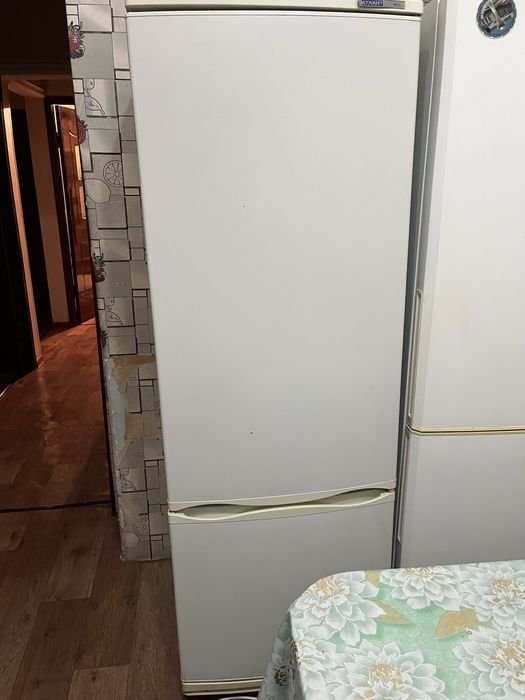 Холодильник сатылады