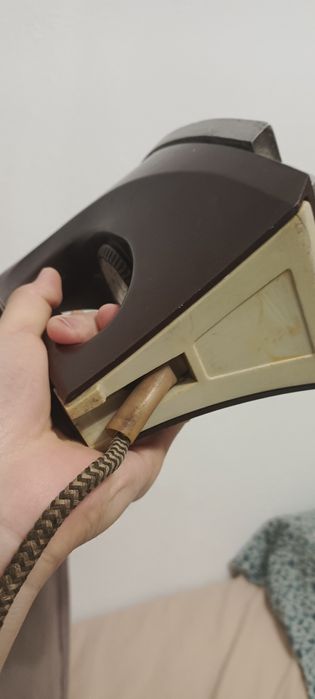 Утюг в рабочем состоянии