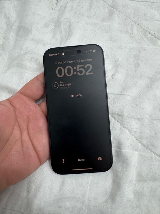 Продаю Айфон 14 про