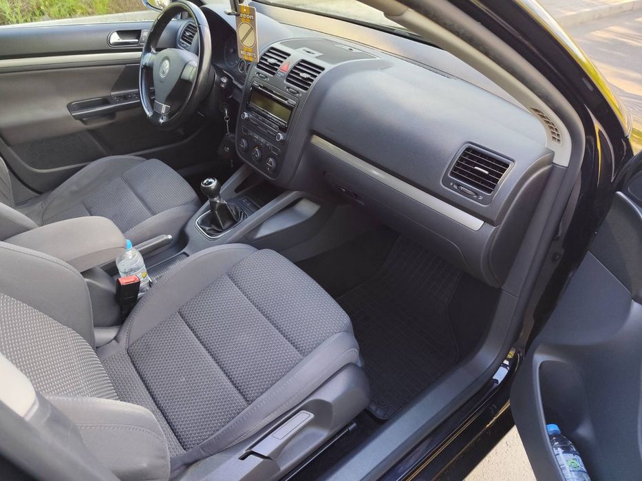 Продавам VW Golf