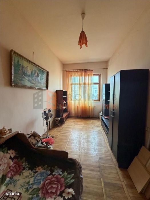 Apartament 2 camere cf 1 decomandat zona Brosteni