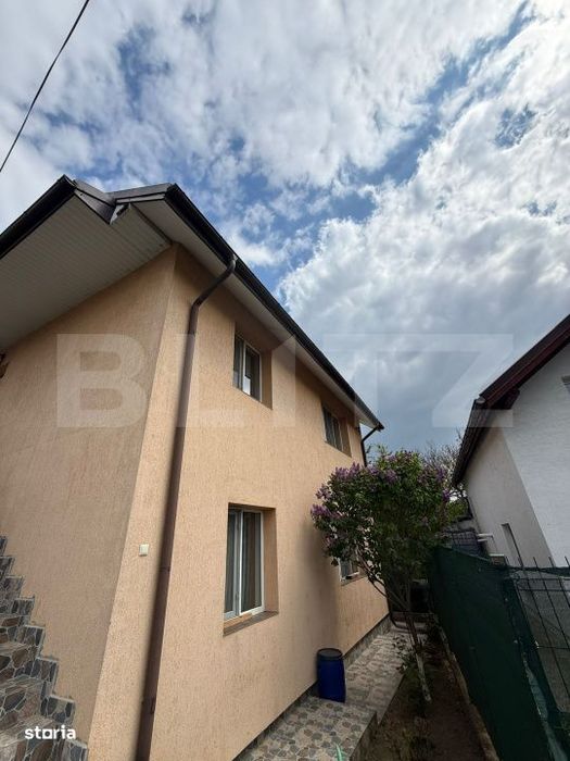 Casa de vanzare, 135 mp utili, panouri fotovoltaice 6.5 Kw, cartier Ta