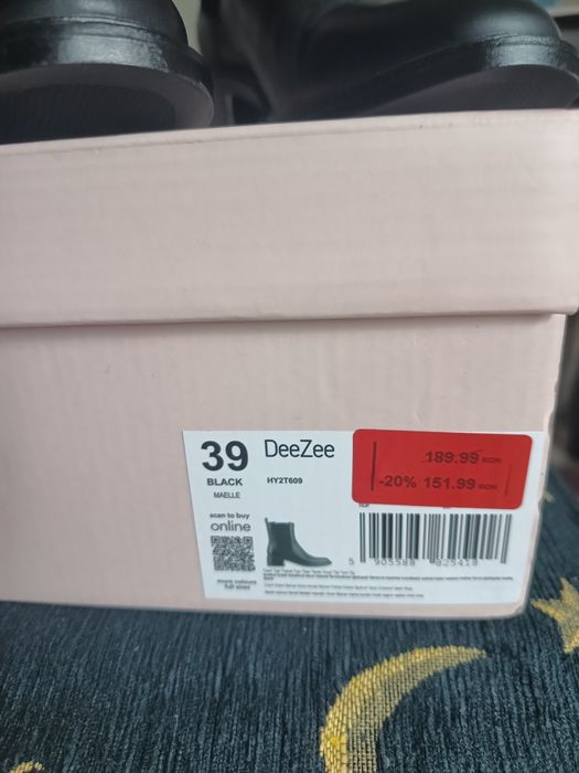 Ghete DeeZee mărimea 39