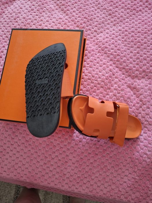 Продам шлепки Hermes