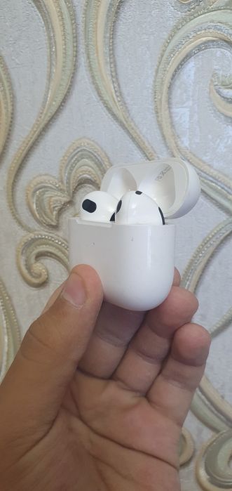 Airpods 4 Dubai dan ob kelgan