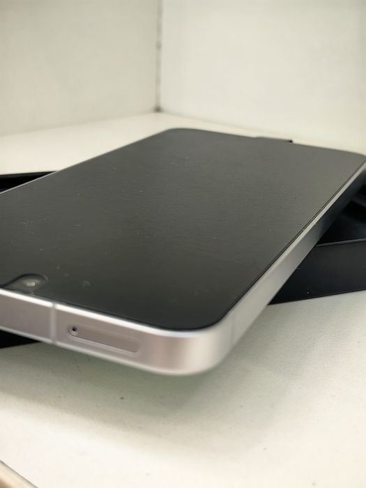 Хб! Samsung s24 FE 8 / 256 Гаранция ЧИСТО НОВ