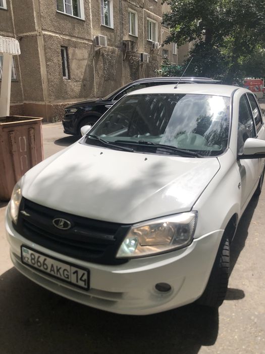 Продам LADA Granta 2013 года