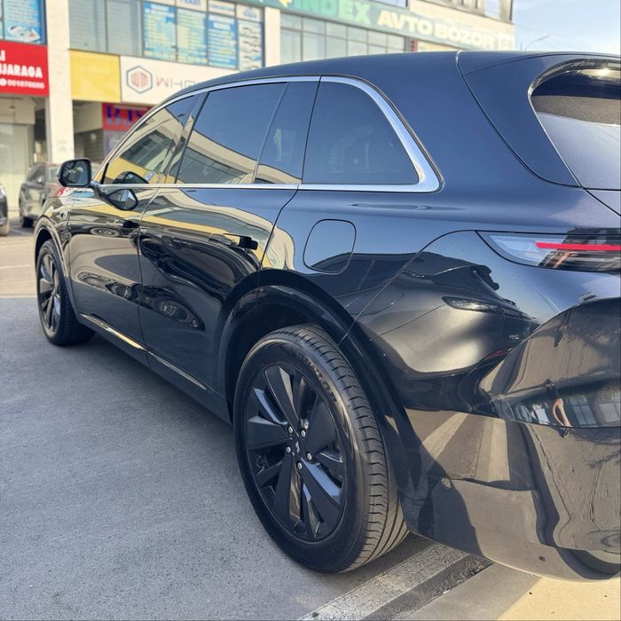 Lixiang L6 max 2025 йил