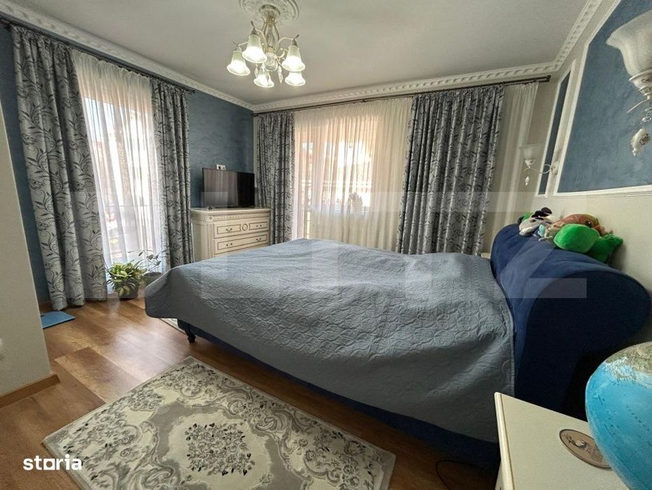 Apartament de vanzare, cu 4 camere, 100 mp, zona Oasului