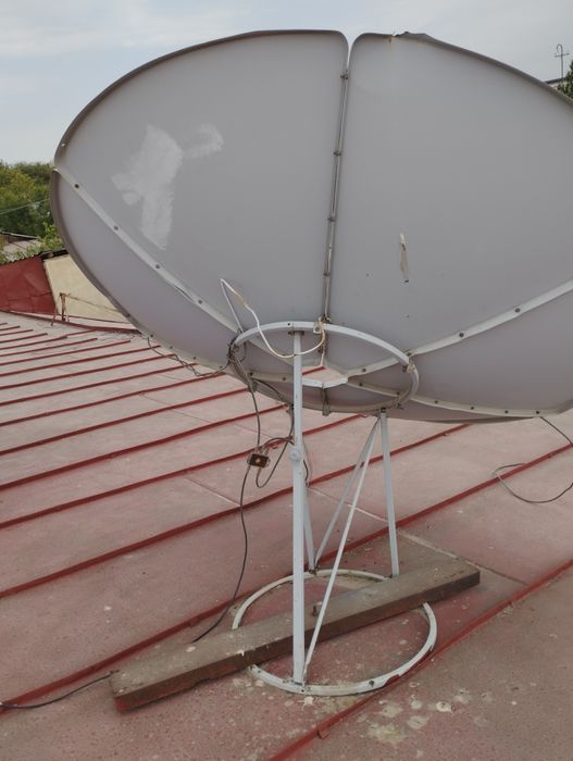 Продаётся параполический антенна