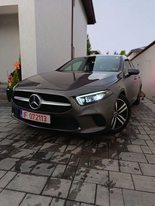 Mercedes-Benz A 180 Mercedes-benz A 180 Luxury Line