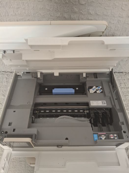 Imprimanta HP Envy 7920e cu display touchscreen [Partial Defecta!]