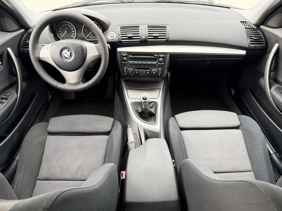 BMW E87 120D 163к.с RECARO / XENON