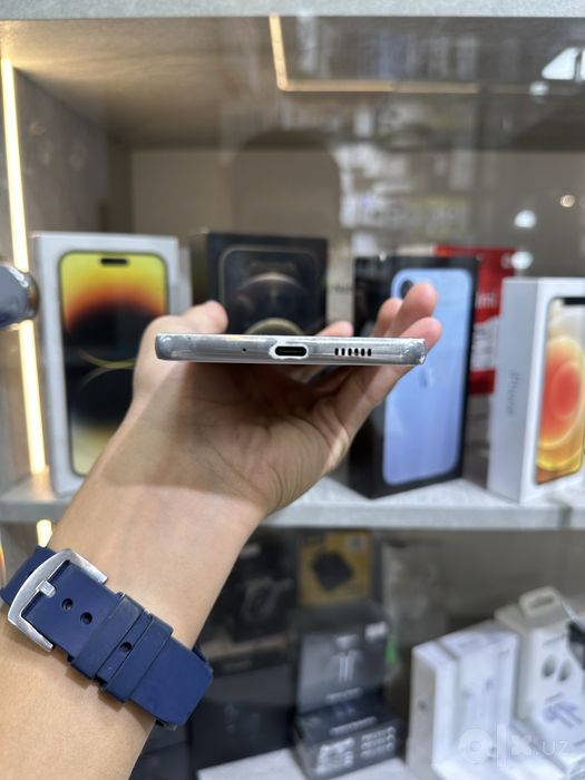 Samsung A73 arzoon
