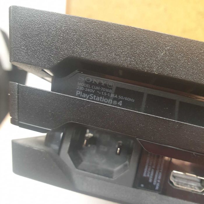 Sony PlayStation 4 Pro PS4 Pro Профилактиран и с нов лазер