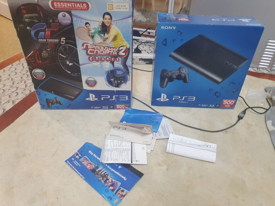 Продам Sony Playstation 3 super slim срочна