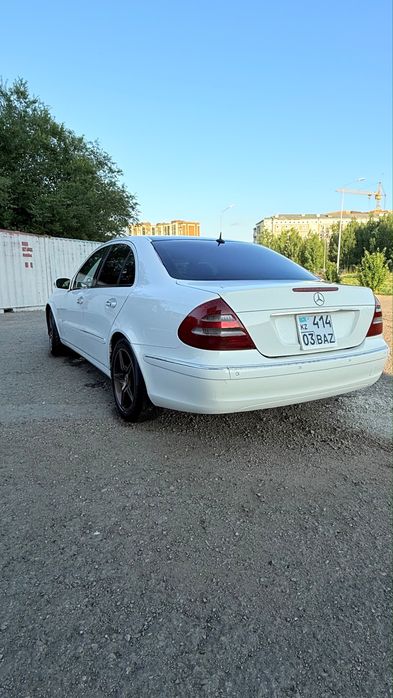 Mercedes W211 E260