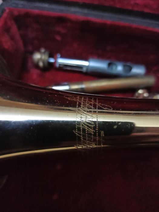 Продавам тромпет