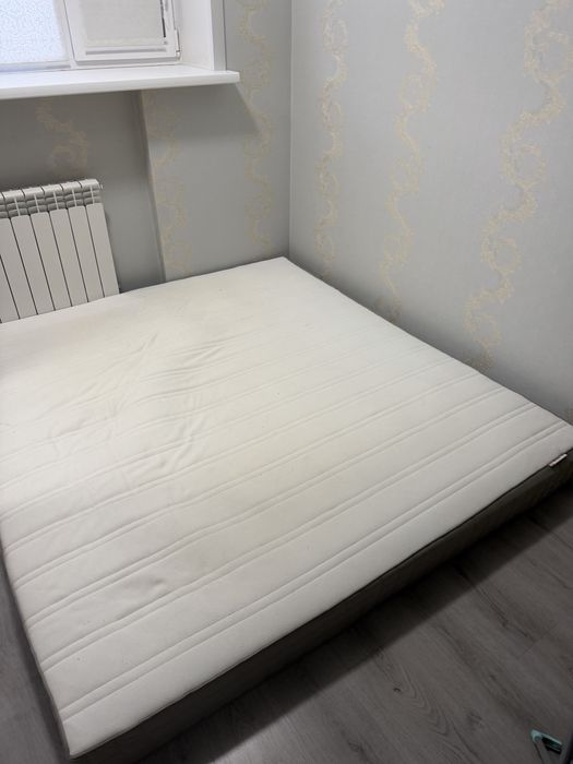 Продам матрас в отличном состоянии