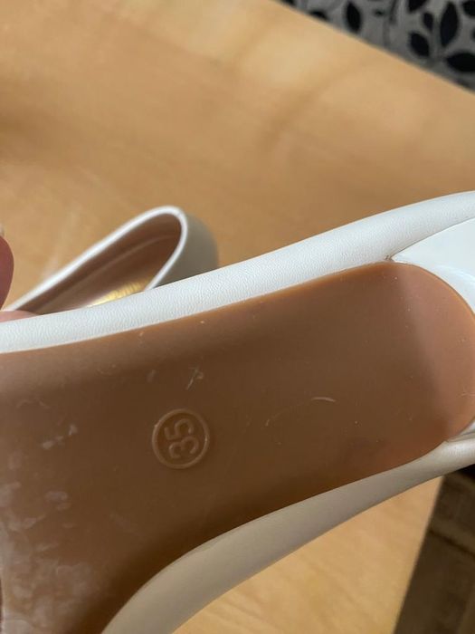 Продам туфли р-р 35