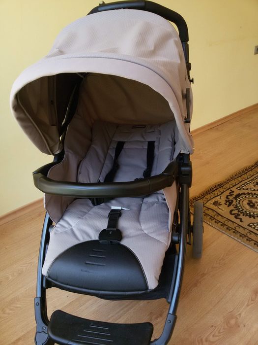 Комбинирана бебешка количка