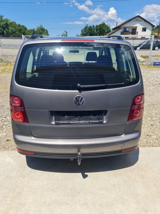 VOLKSWAGEN Touran 2009 — imagine 4