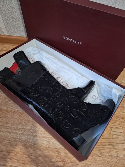 Сапоги Италия 37 р за 10000 т !!!