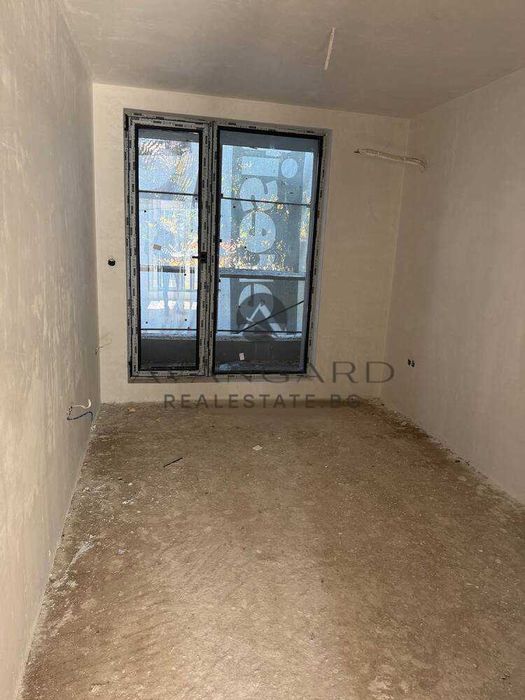 Продава се Двустаен апартамент в Пловдив, Кючук Париж - 61 кв.м за 1853 €/кв.м - Снимка #2