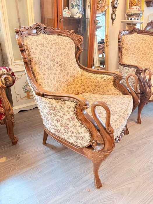 pereche de fotolii din lemn