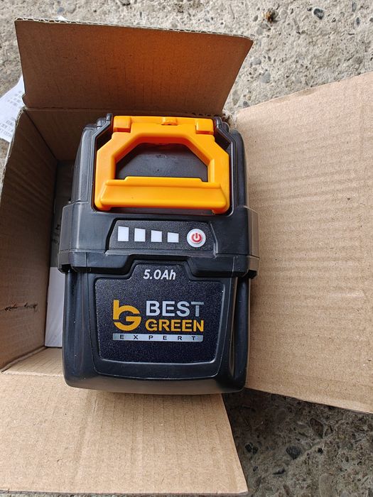 Acumulator 40 v cu 5 Ah best green