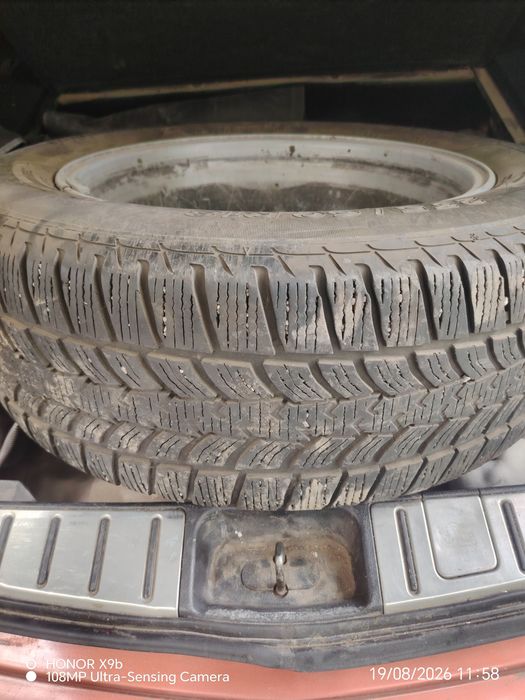 Состоянии хорошо 235/60/R18