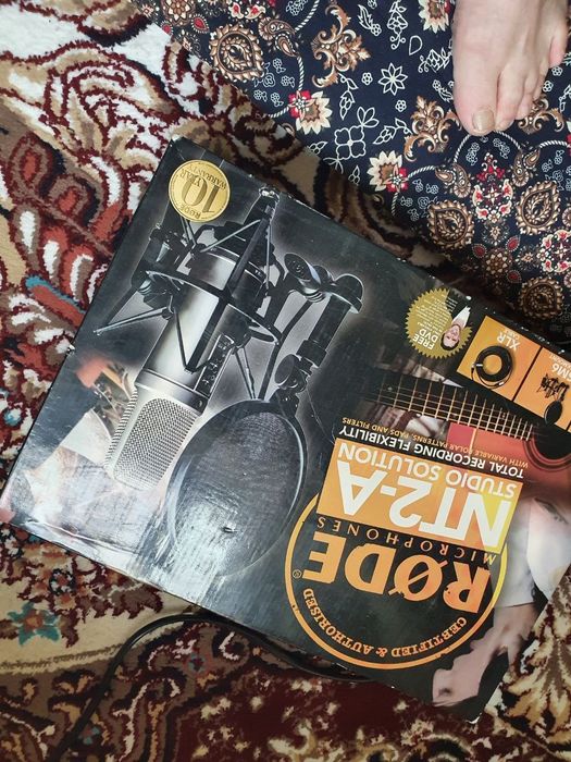 Студийный микрофон Rode NT2-A