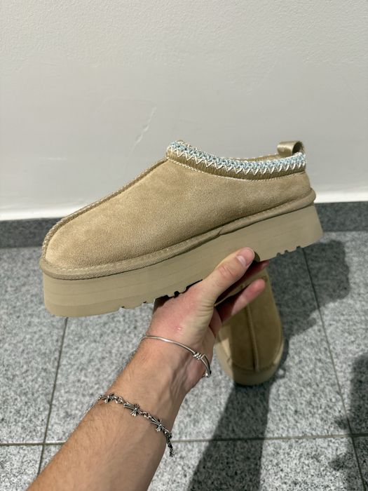 UGG Tazz Sand - 36/37/38/39 pe stoc