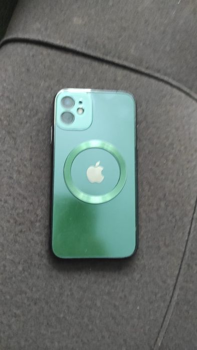Продам iphone 11