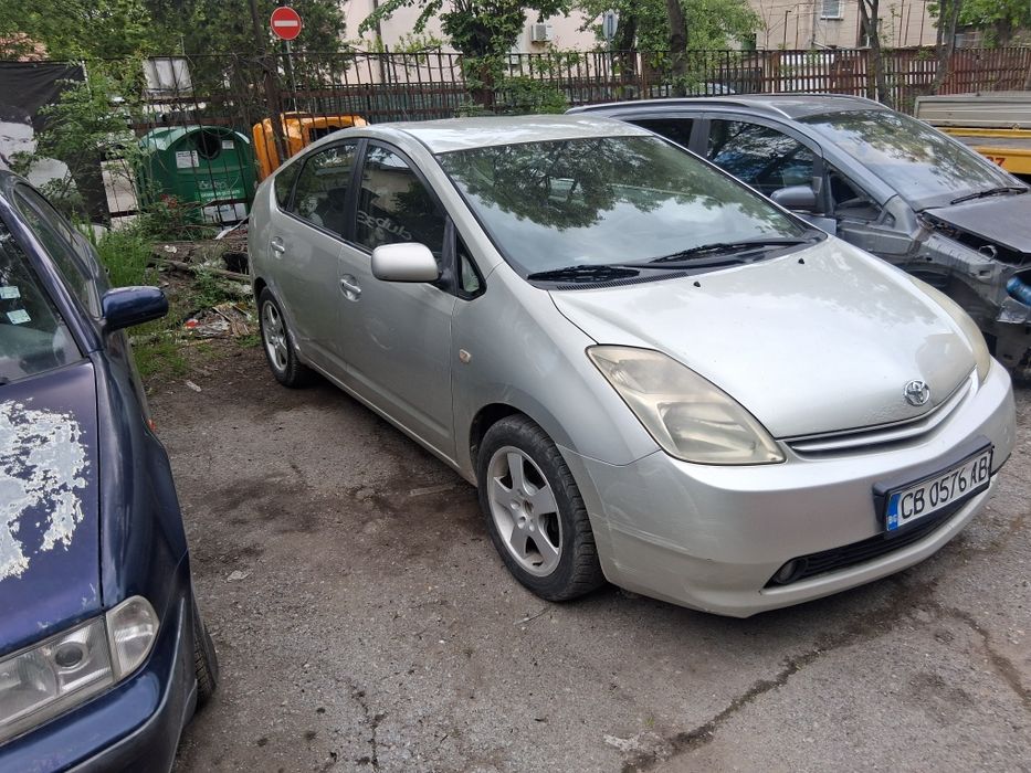 На части toyota prius 1,8 hibrid