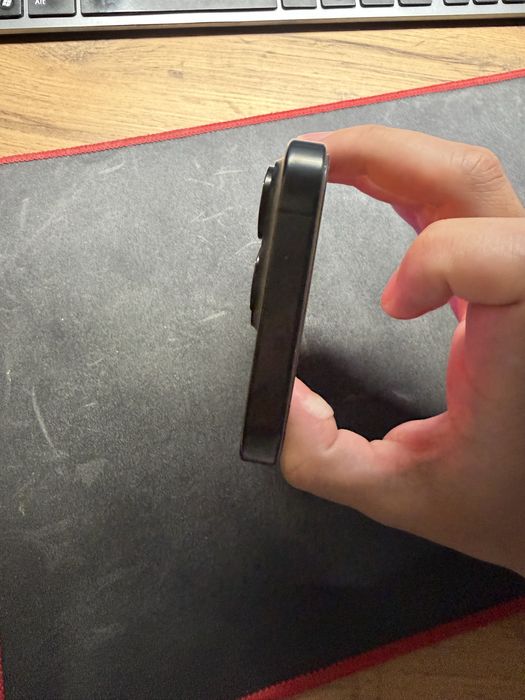 Продам Iphone 15 pro 256gb