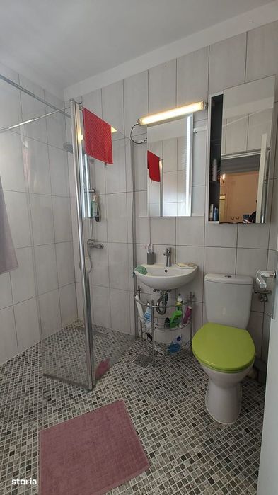 De vanzare apartament 3 camere,parter,zona OPC Deva