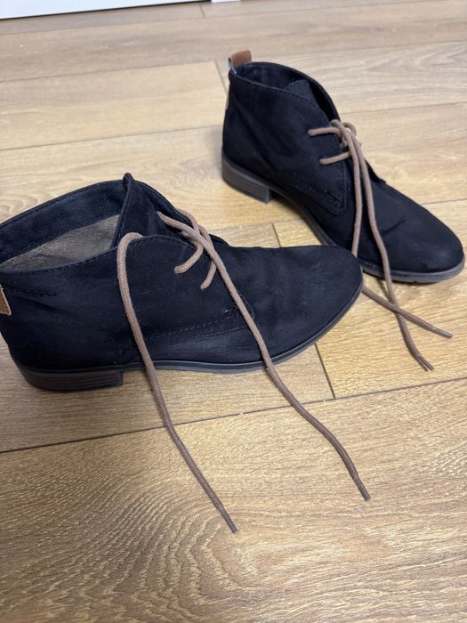 Продам ботинки осенние