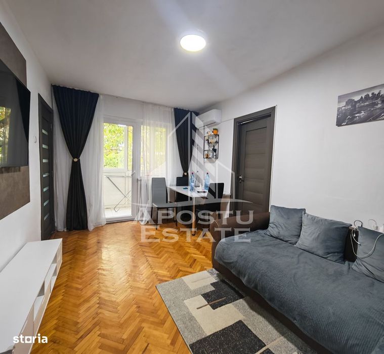 Apartament de vanzare cu 3 camere, etaj intermediar, zona Dacia — fotografia 1