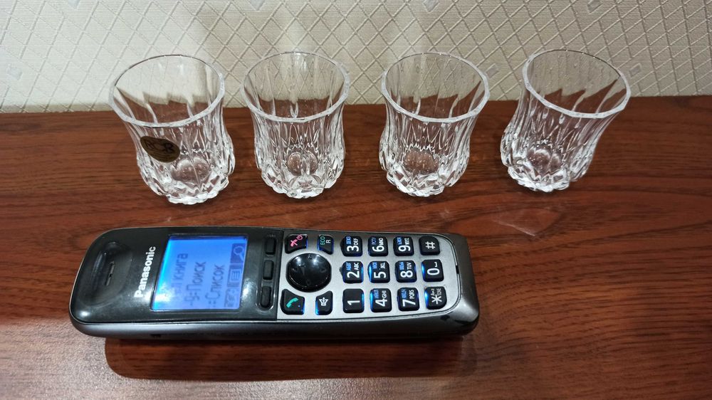 Рюмки 4 шт хрусталь Италия.