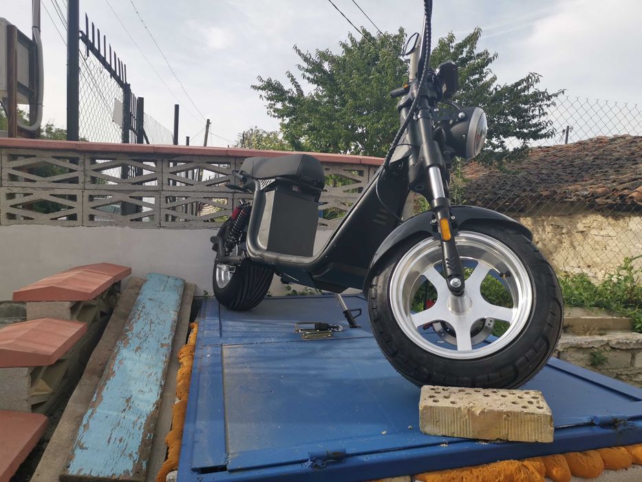 Продавам мотор Харли