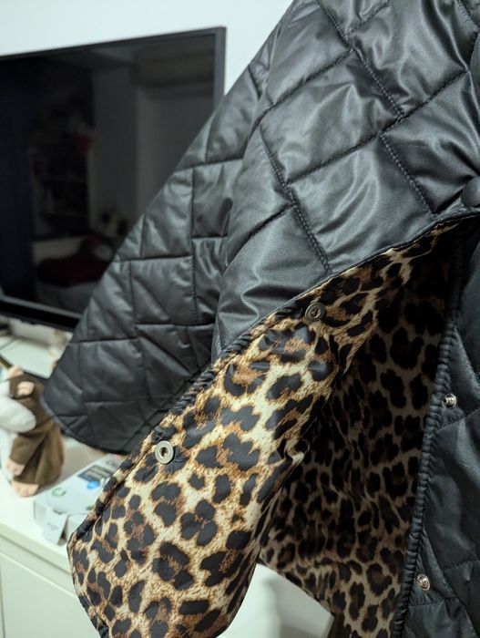 Geaca , nouă , elegantă