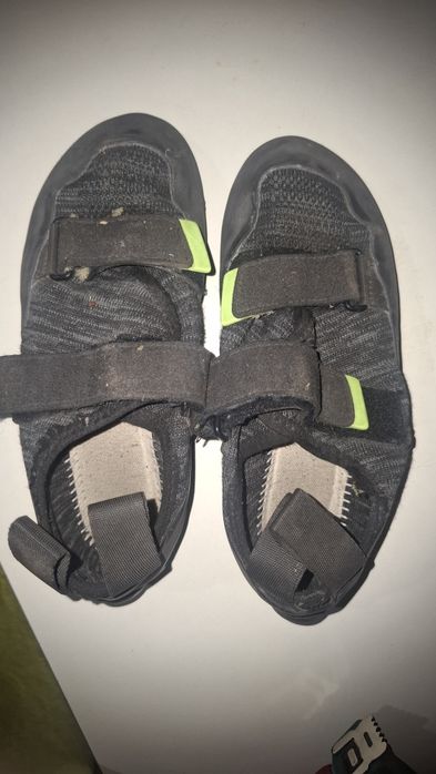 Продам скальники, стелька 22,3 см
