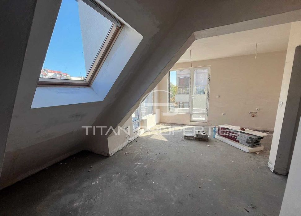 Продава се Едностаен апартамент в Пловдив, Кючук Париж - 64 кв.м за 1000 €/кв.м - Снимка #1