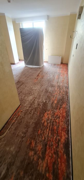 Montaj : Linoleum , Mochetă , Șapă Autonivelantă